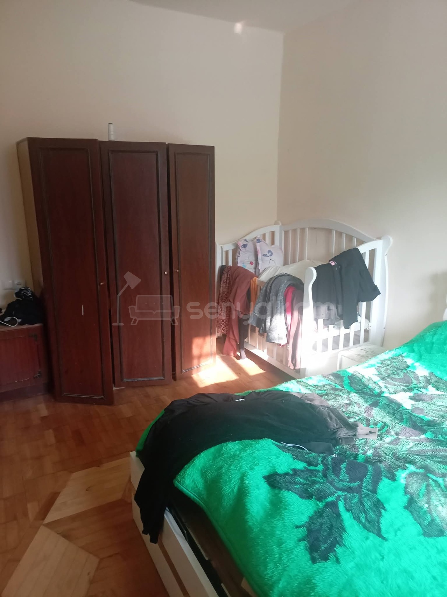 2 Սենյականոց Բնակարան Քարե Շենքում, 52քմ, 1/5 հարկ, Նորմալ Վիճակում, Կահավորված