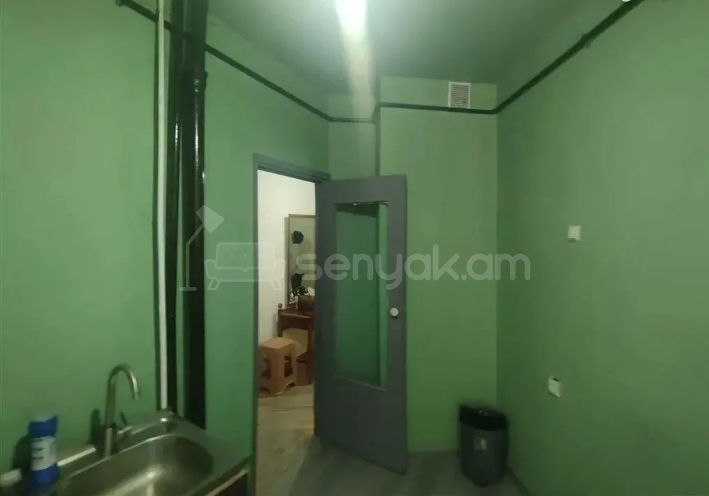 3 Սենյականոց Բնակարան, 89քմ, 8/12 հարկ, Կոսմետիկ Վերանորոգված