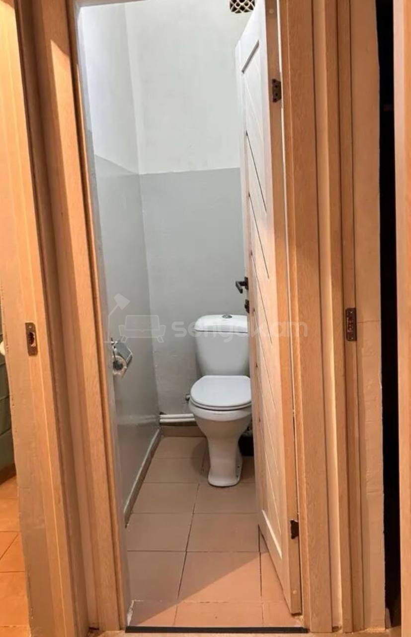 3 Սենյականոց Բնակարան Քարե Շենքում, 80քմ, 3/3 հարկ, Կոսմետիկ Վերանորոգված, Կահավորված, Արևկող