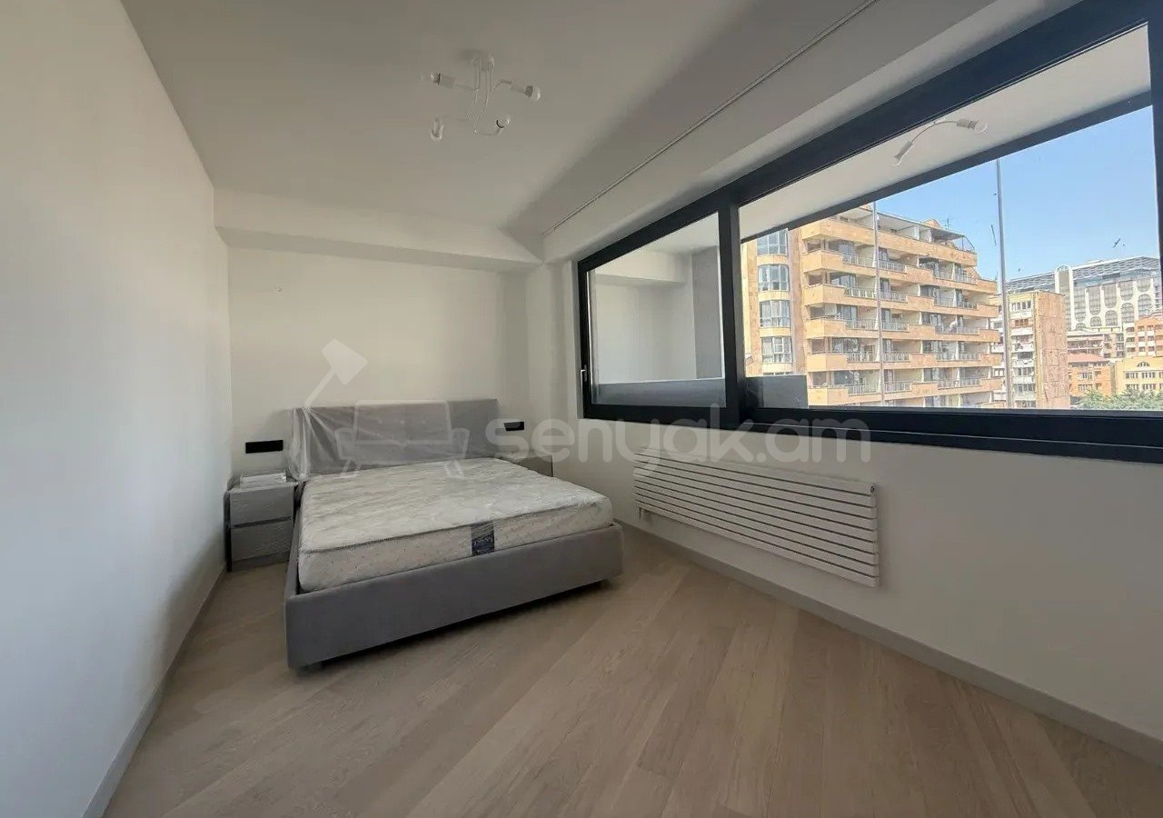 4 Սենյականոց Բնակարան, 125քմ, 9/13 հարկ, Դիզայներական Վերանորոգված