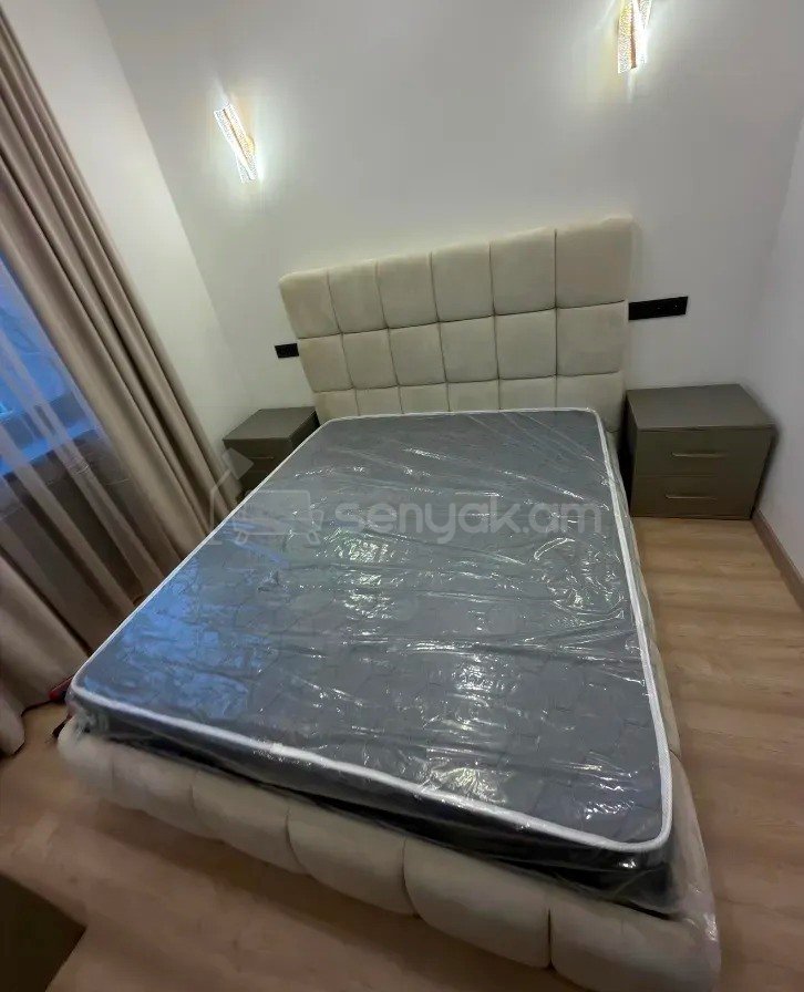 2 Սենյականոց Բնակարան Քարե Շենքում, 39քմ, 3/5 հարկ, Կապիտալ Վերանորոգված