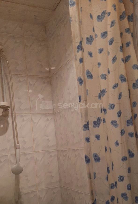 1 Սենյականոց Բնակարան, 35քմ, 2/2 հարկ, Նորմալ Վիճակում