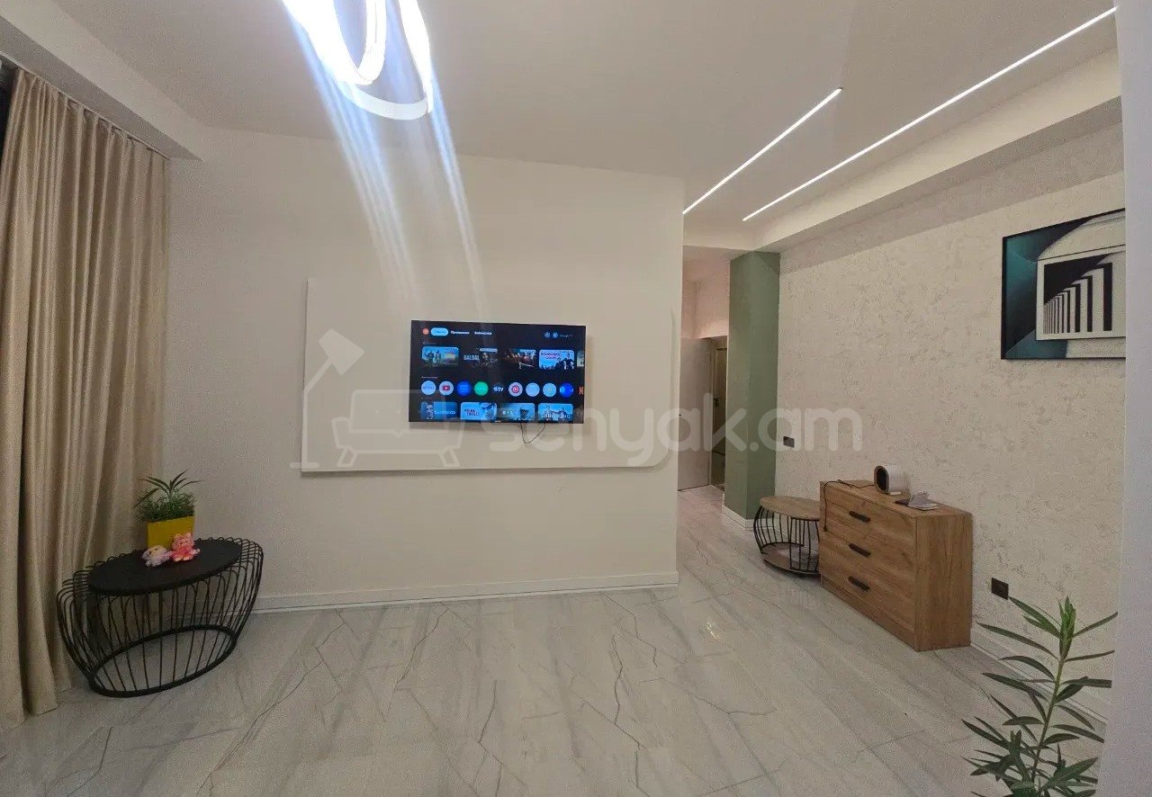 2 Սենյականոց Բնակարան Նորակառույցում, 45քմ, 2/4 հարկ, Դիզայներական Վերանորոգված