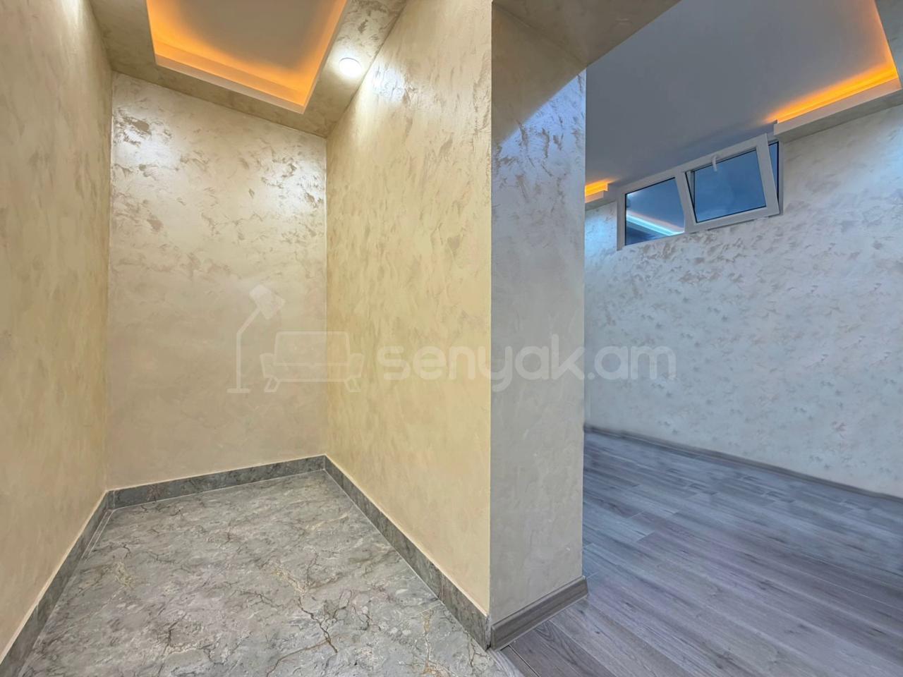 3 Սենյականոց Բնակարան Քարե Շենքում, 58քմ, 1/5 հարկ, Կապիտալ Վերանորոգված