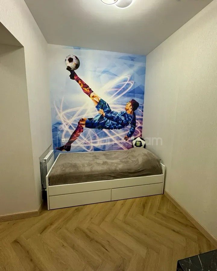 3 Սենյականոց Բնակարան Քարե Շենքում, 73քմ, 3/4 հարկ, Դիզայներական Վերանորոգված