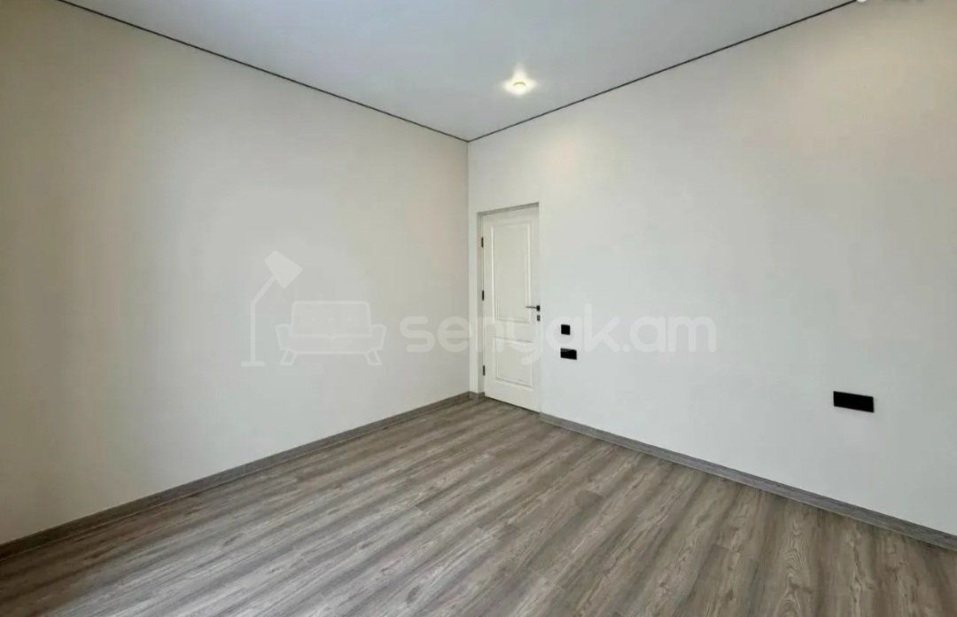 3 Սենյականոց Բնակարան Նորակառույցում, 65քմ, 4/5 հարկ, Դիզայներական Վերանորոգված