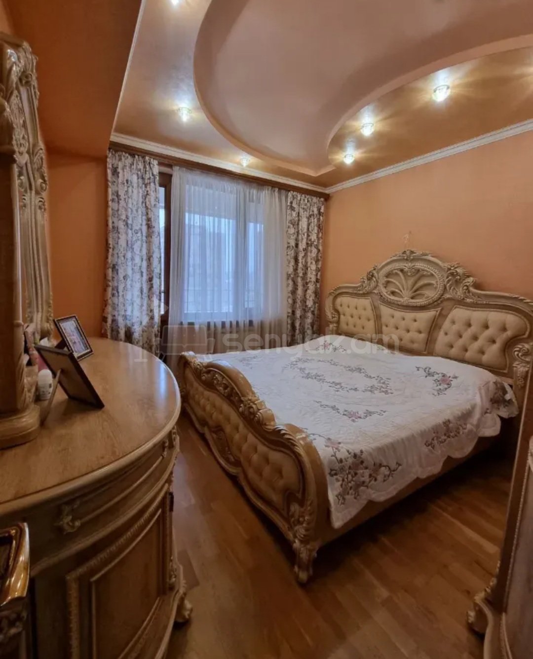 3 Սենյականոց Բնակարան, 87քմ, 11/14 հարկ, Նորմալ Վիճակում, Կահավորված