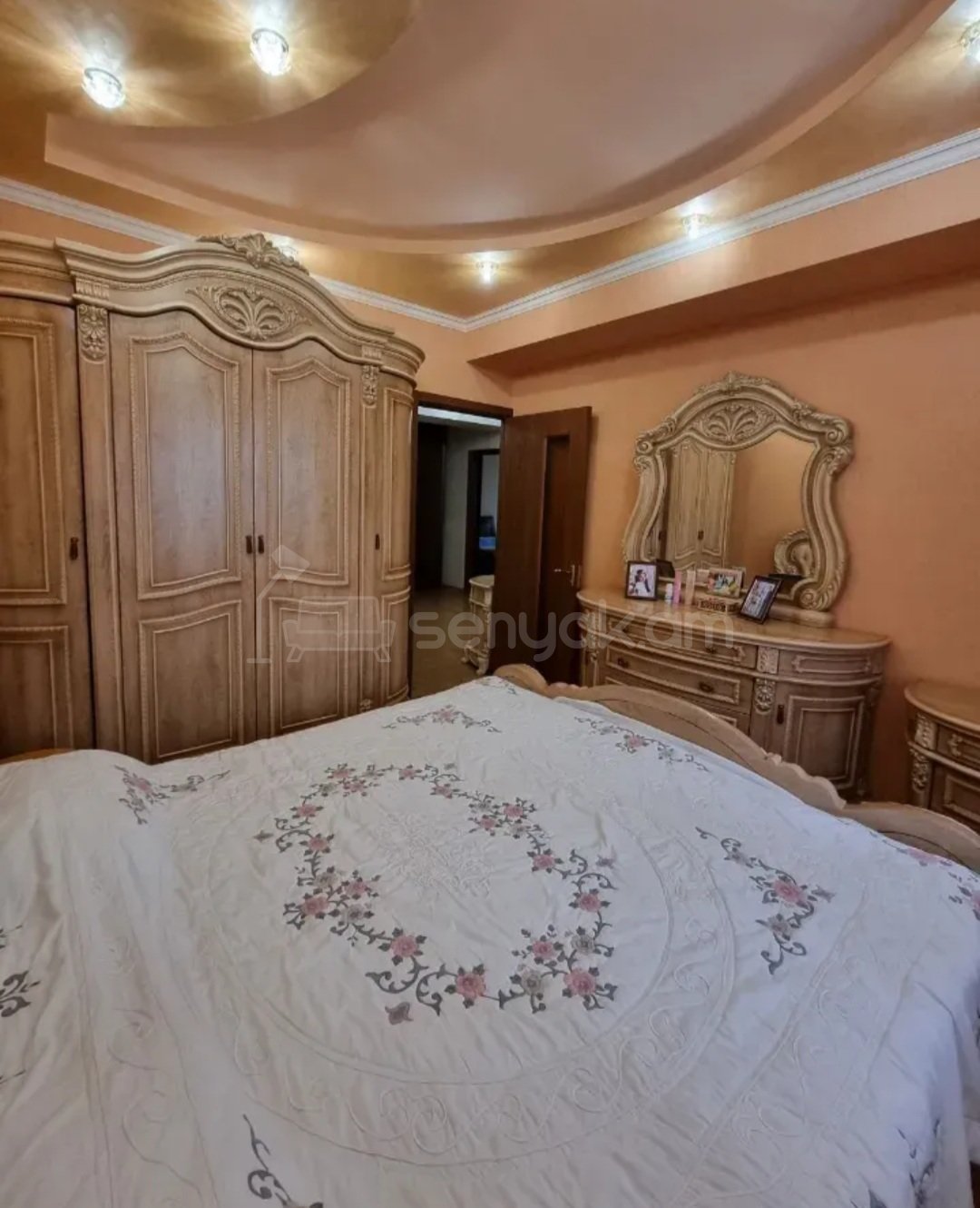 3 Սենյականոց Բնակարան, 87քմ, 11/14 հարկ, Նորմալ Վիճակում, Կահավորված