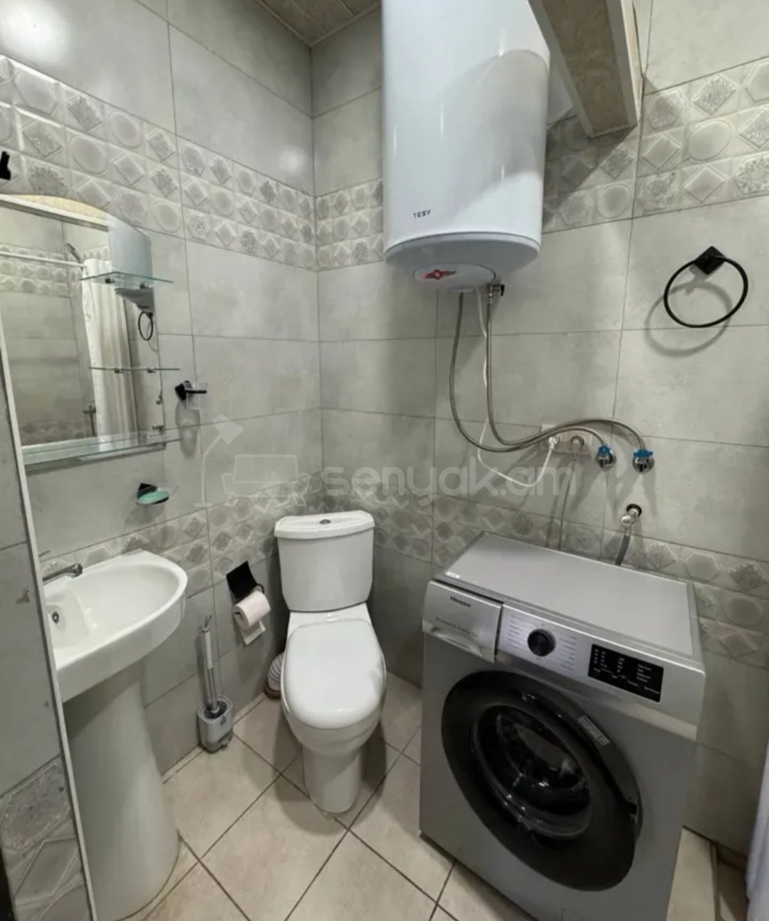 3 Սենյականոց Բնակարան Քարե Շենքում, 60քմ, 2/2 հարկ, Կապիտալ Վերանորոգված, Կահավորված