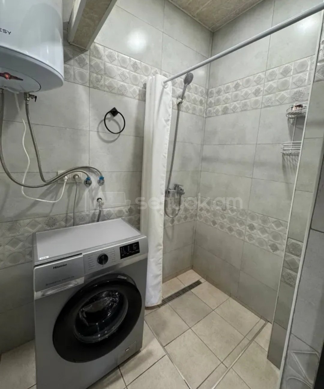 3 Սենյականոց Բնակարան Քարե Շենքում, 60քմ, 2/2 հարկ, Կապիտալ Վերանորոգված, Կահավորված