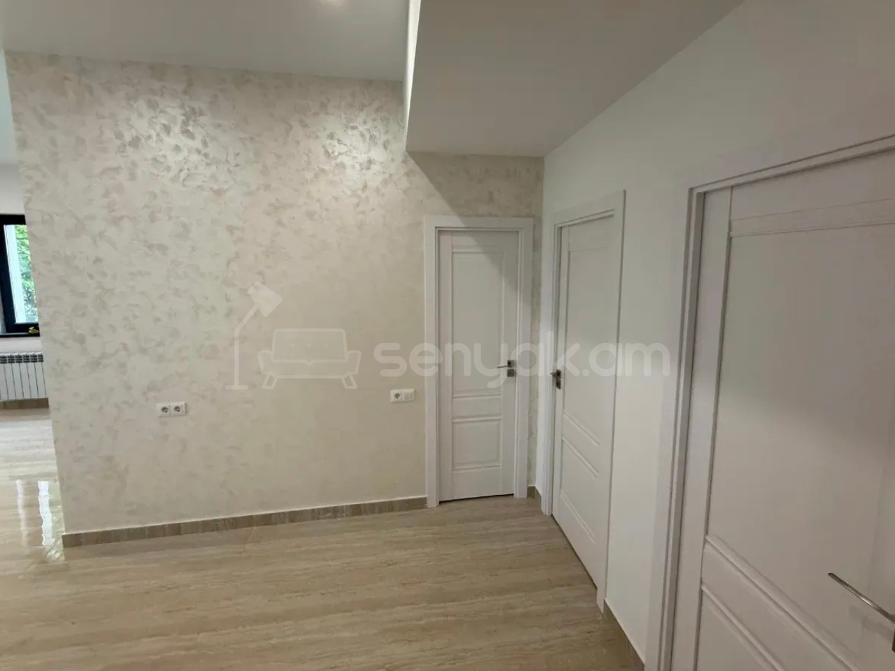 2 Սենյականոց Բնակարան Նորակառույց Քարե Շենքում, 52քմ, 3/3 հարկ, Կապիտալ Վերանորոգված