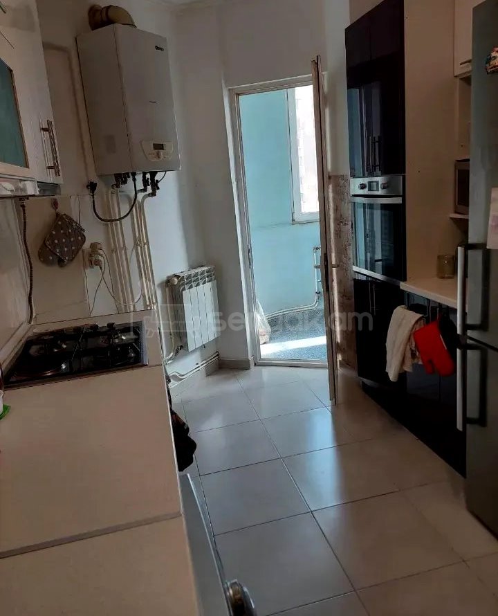 3 Սենյականոց Բնակարան, 78քմ, 10/16 հարկ, Կապիտալ Վերանորոգված