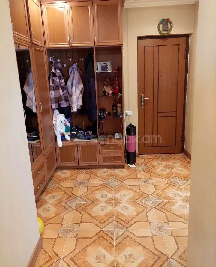 3 Սենյականոց Բնակարան, 78քմ, 10/16 հարկ, Կապիտալ Վերանորոգված