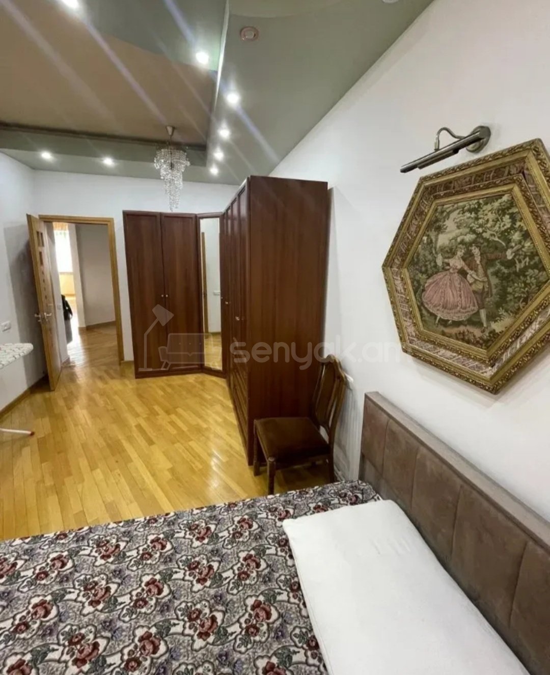 2 Սենյականոց Բնակարան Քարե Շենքում, 65քմ, 3/5 հարկ, Կապիտալ Վերանորոգված, Կահավորված