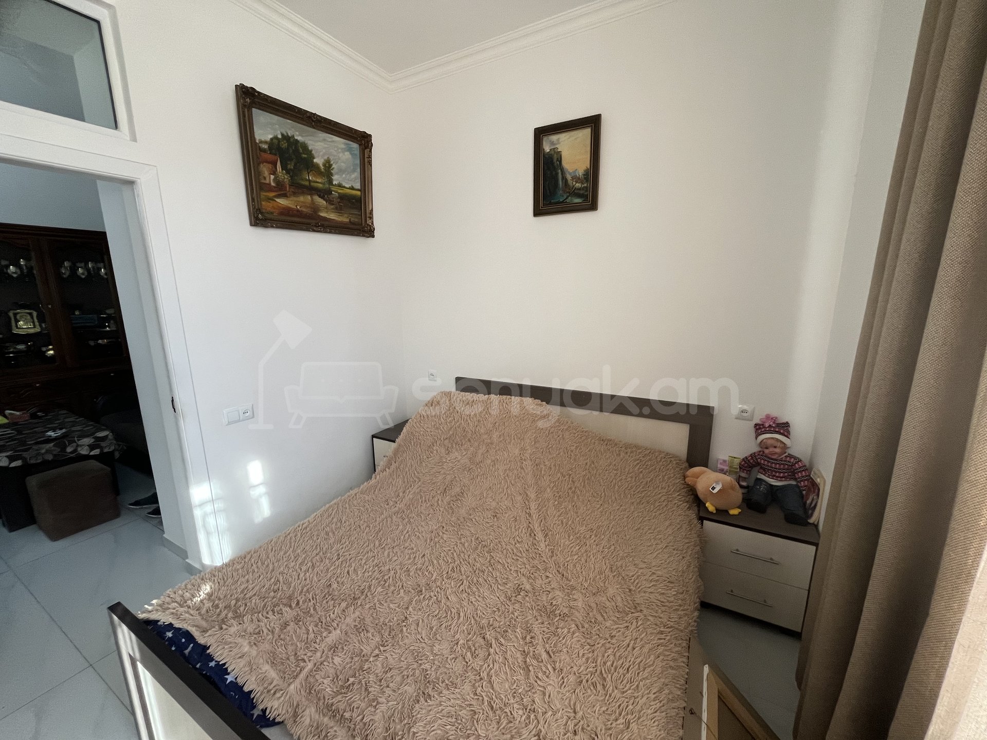 2 Սենյականոց Բնակարան Քարե Շենքում, 59քմ, 1/3 հարկ, Կապիտալ Վերանորոգված