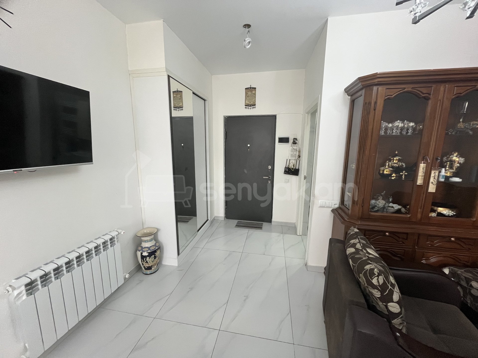 2 Սենյականոց Բնակարան Քարե Շենքում, 59քմ, 1/3 հարկ, Կապիտալ Վերանորոգված