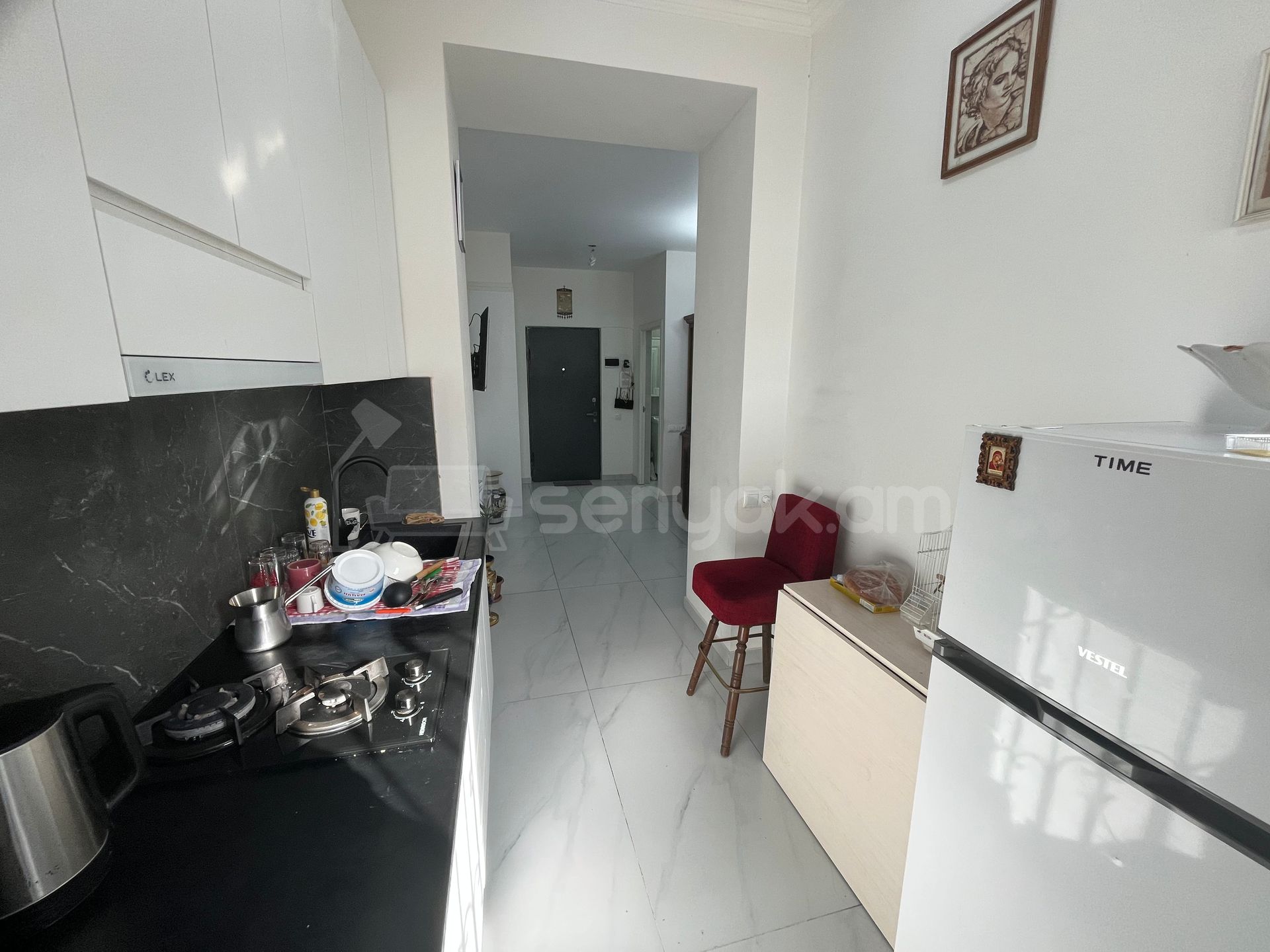 2 Սենյականոց Բնակարան Քարե Շենքում, 58քմ, 1/3 հարկ, Կապիտալ Վերանորոգված