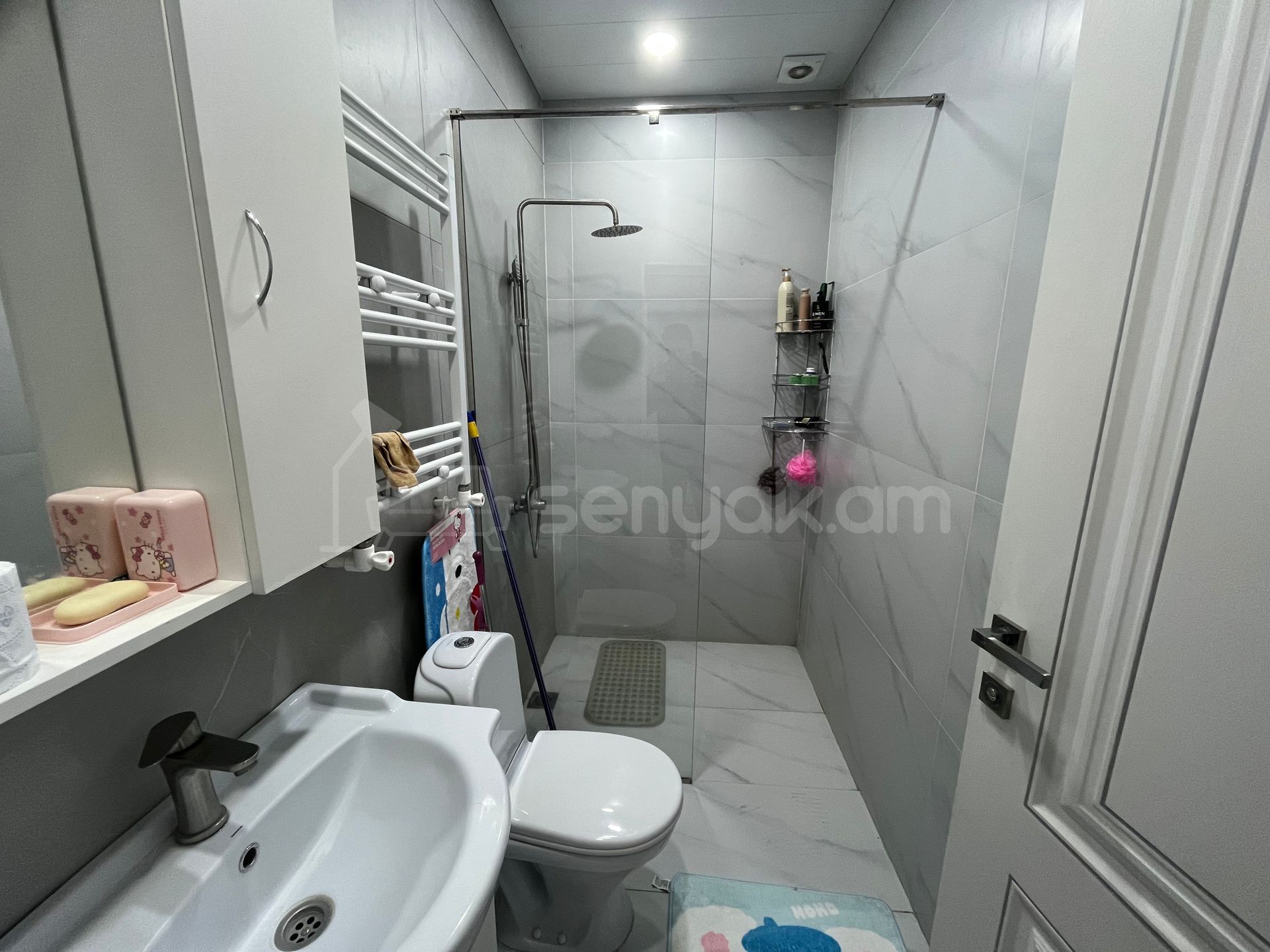 2 Սենյականոց Բնակարան Քարե Շենքում, 58քմ, 1/3 հարկ, Կապիտալ Վերանորոգված