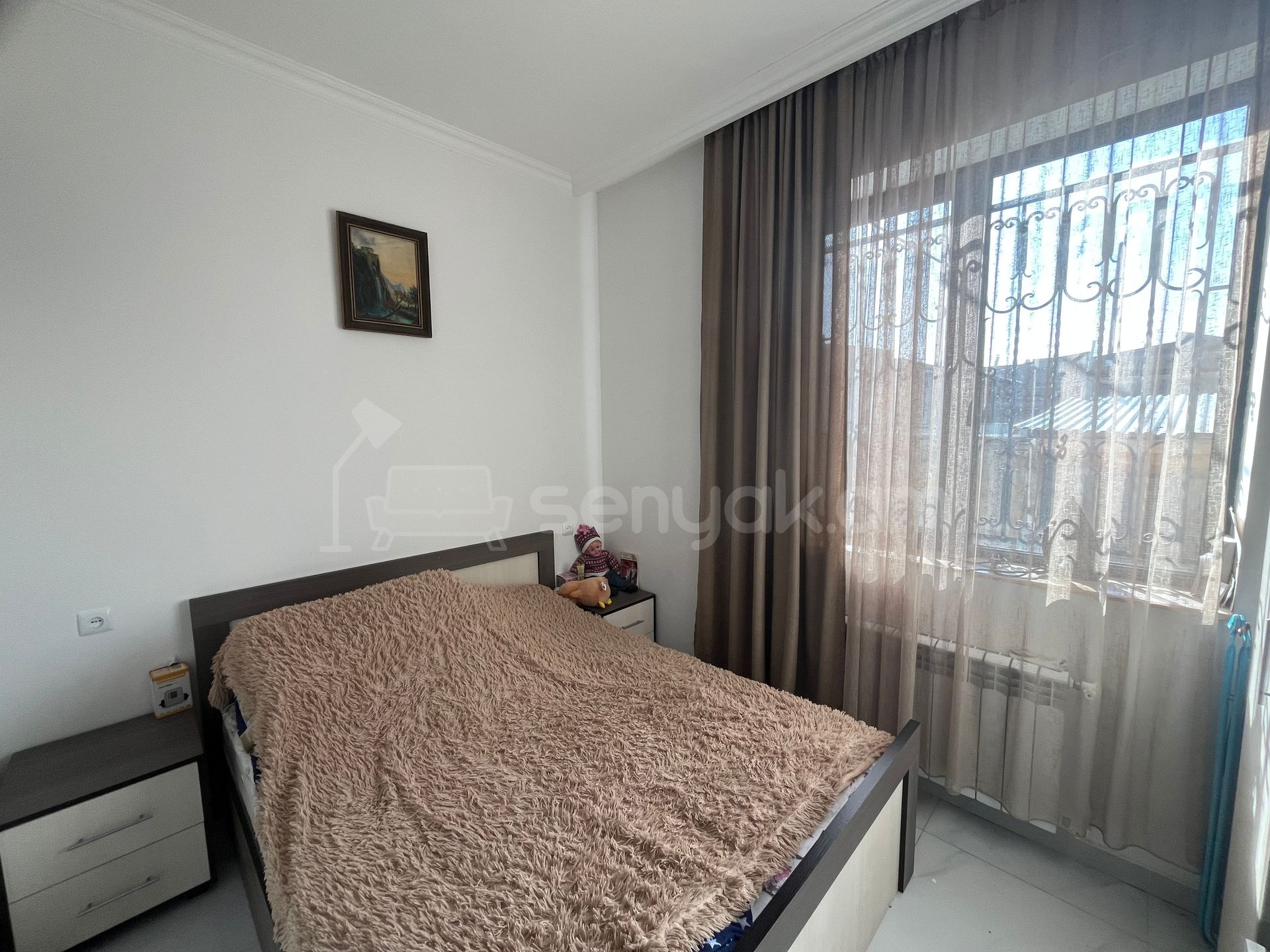 2 Սենյականոց Բնակարան Քարե Շենքում, 58քմ, 1/3 հարկ, Կապիտալ Վերանորոգված