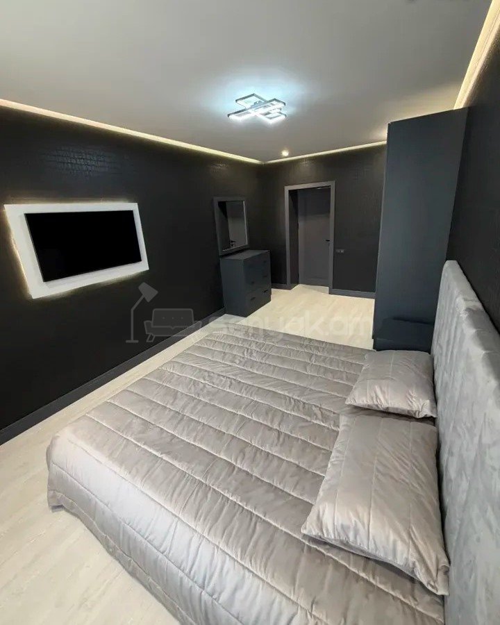 3 Սենյականոց Բնակարան Քարե Շենքում, 80քմ, 4/5 հարկ, Կապիտալ Վերանորոգված