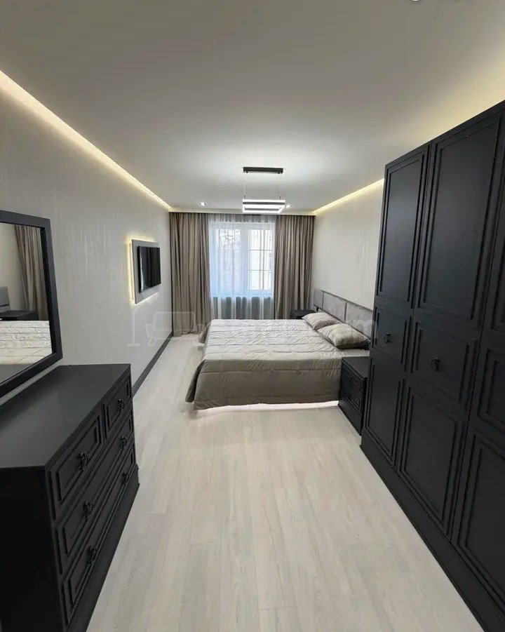 3 Սենյականոց Բնակարան Քարե Շենքում, 80քմ, 4/5 հարկ, Կապիտալ Վերանորոգված