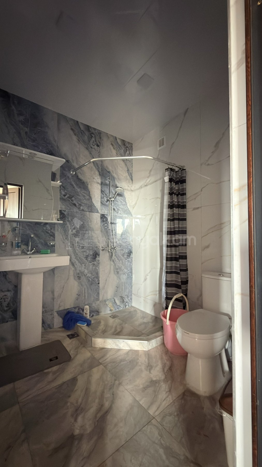 4 Սենյականոց Սեփական Տուն, 267քմ, Կապիտալ Վերանորոգված, Ավտոտնակով