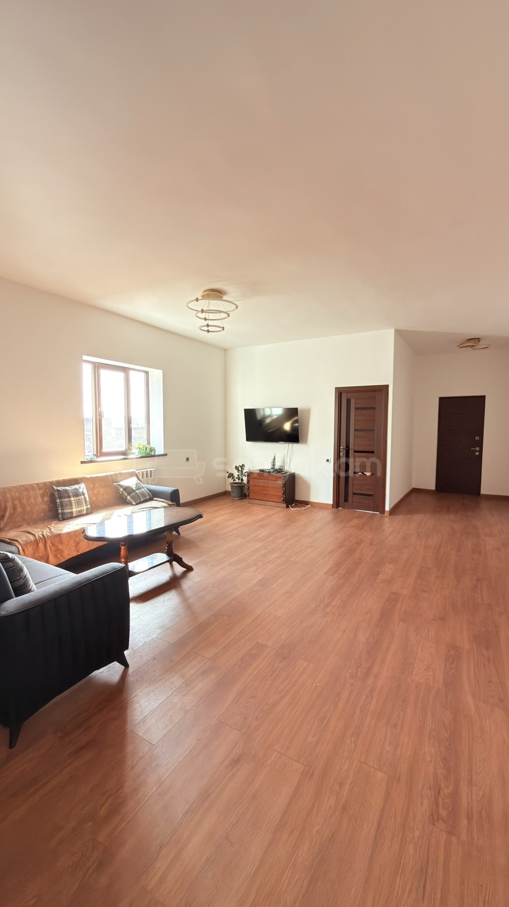 4 Սենյականոց Սեփական Տուն, 267քմ, Կապիտալ Վերանորոգված, Ավտոտնակով