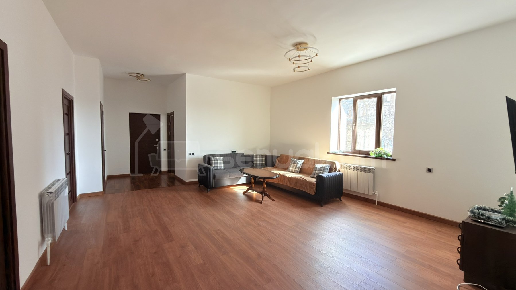 4 Սենյականոց Սեփական Տուն, 267քմ, Կապիտալ Վերանորոգված, Ավտոտնակով