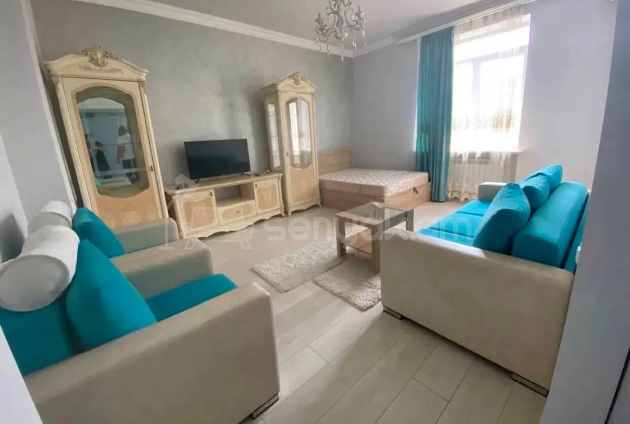 1 Սենյականոց Բնակարան Քարե Շենքում, 40քմ, 4/4 հարկ, Կապիտալ Վերանորոգված, Կահավորված, Արևկող