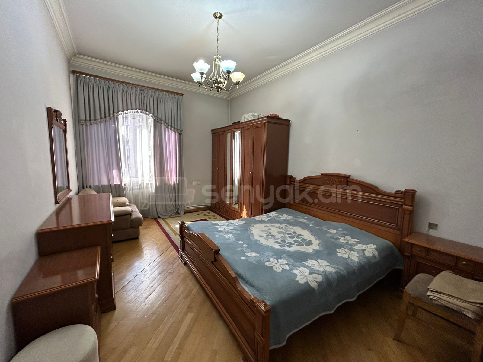 4 Սենյականոց Բնակարան Նորակառույց Քարե Շենքում, 130քմ, 4/8 հարկ, Նորմալ Վիճակում