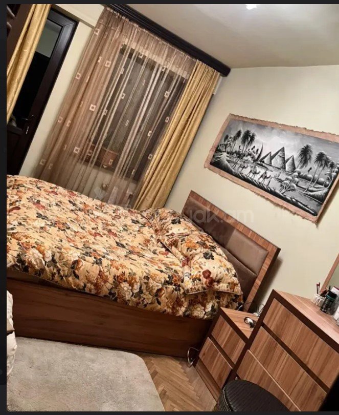 3 Սենյականոց Բնակարան Քարե Շենքում, 70քմ, 3/5 հարկ, Կապիտալ Վերանորոգված, Կահավորված