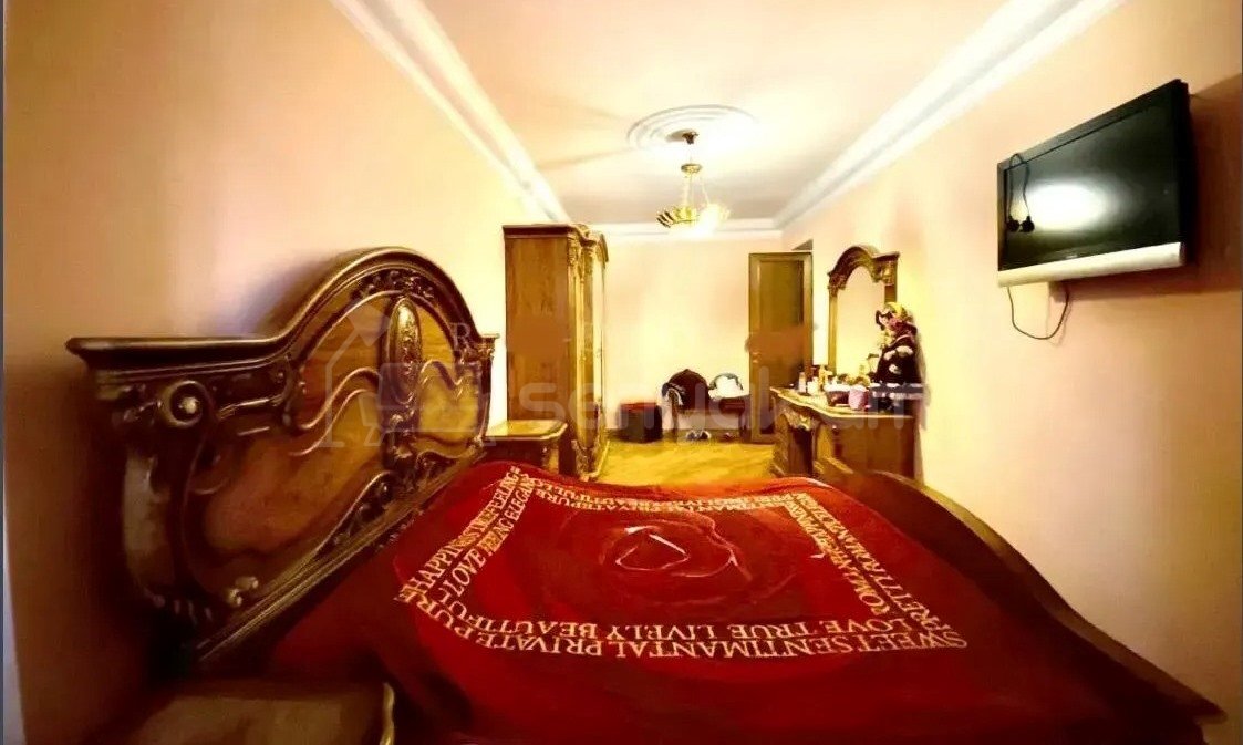 4 Սենյականոց Բնակարան, 99քմ, 6/11 հարկ, Նորմալ Վիճակում