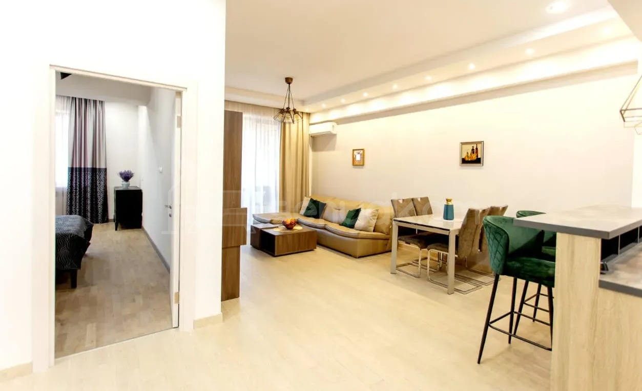 2 Սենյականոց Բնակարան Նորակառույցում, 78քմ, 15/20 հարկ, Դիզայներական Վերանորոգված, Կահավորված, Արևկող