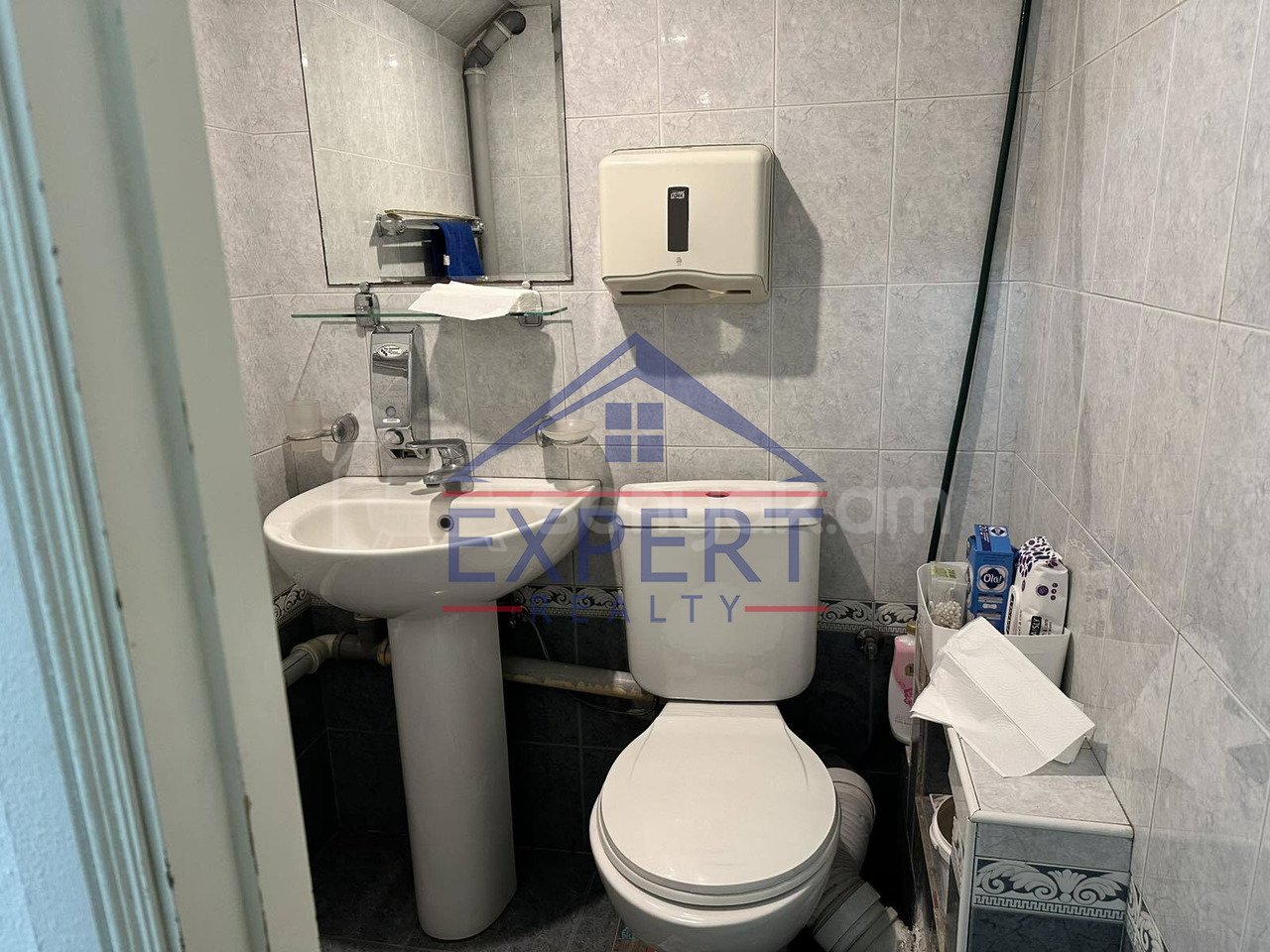 Սպասարկման Տարածք, 75քմ, Կապիտալ Վերանորոգված