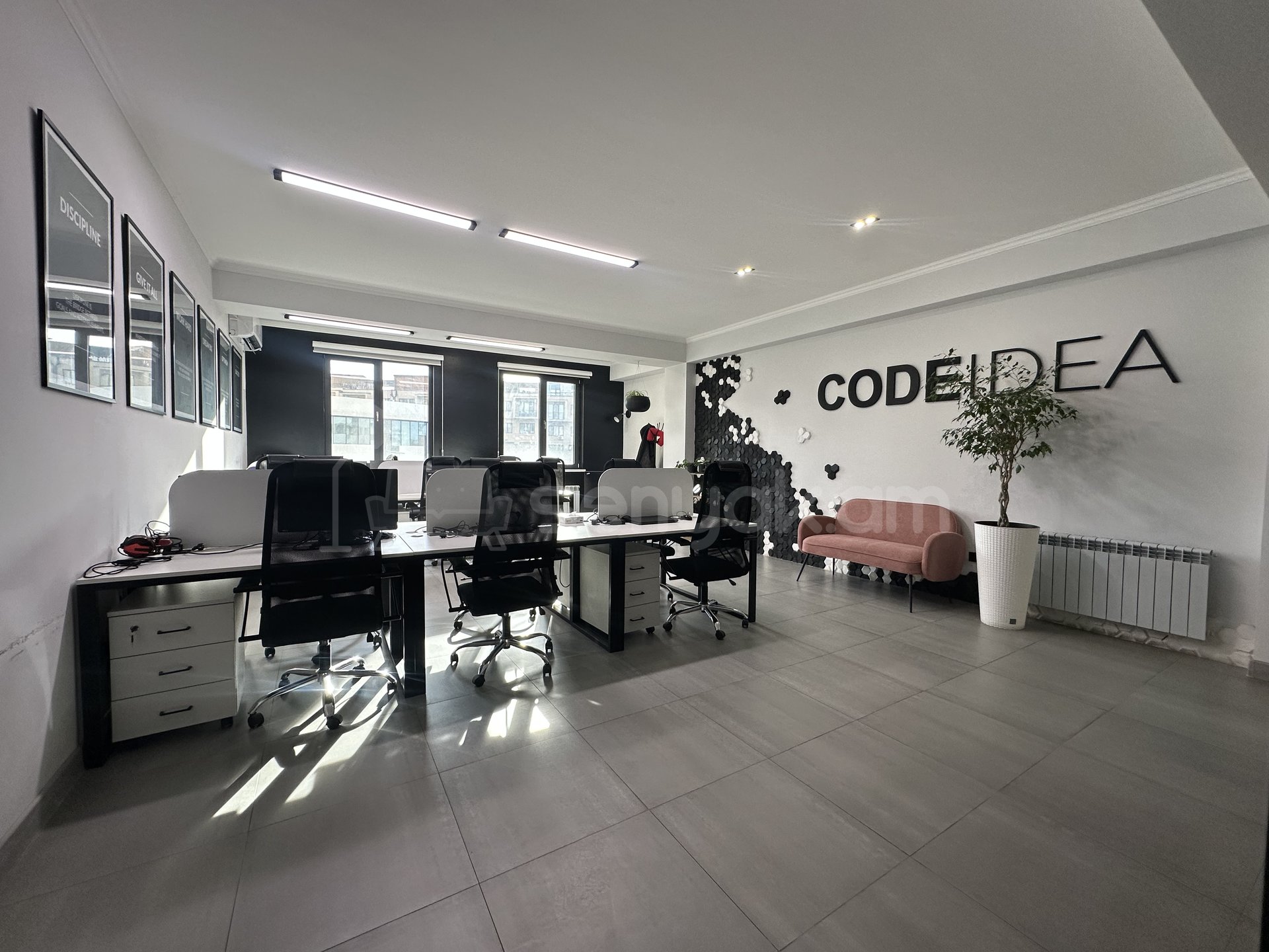 Օֆիսային Տարածք, 220քմ