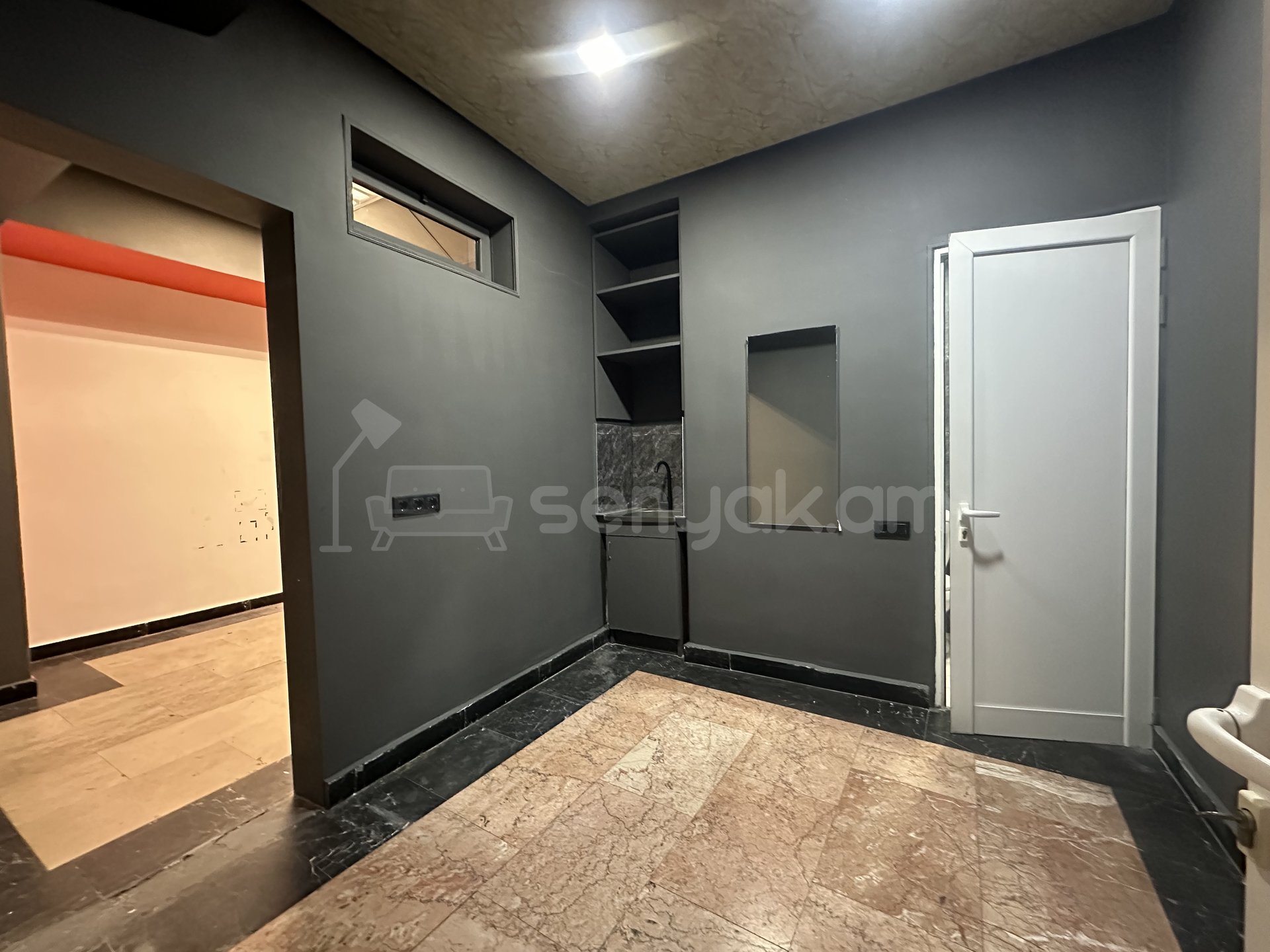 Առևտրի Տարածք, 160քմ