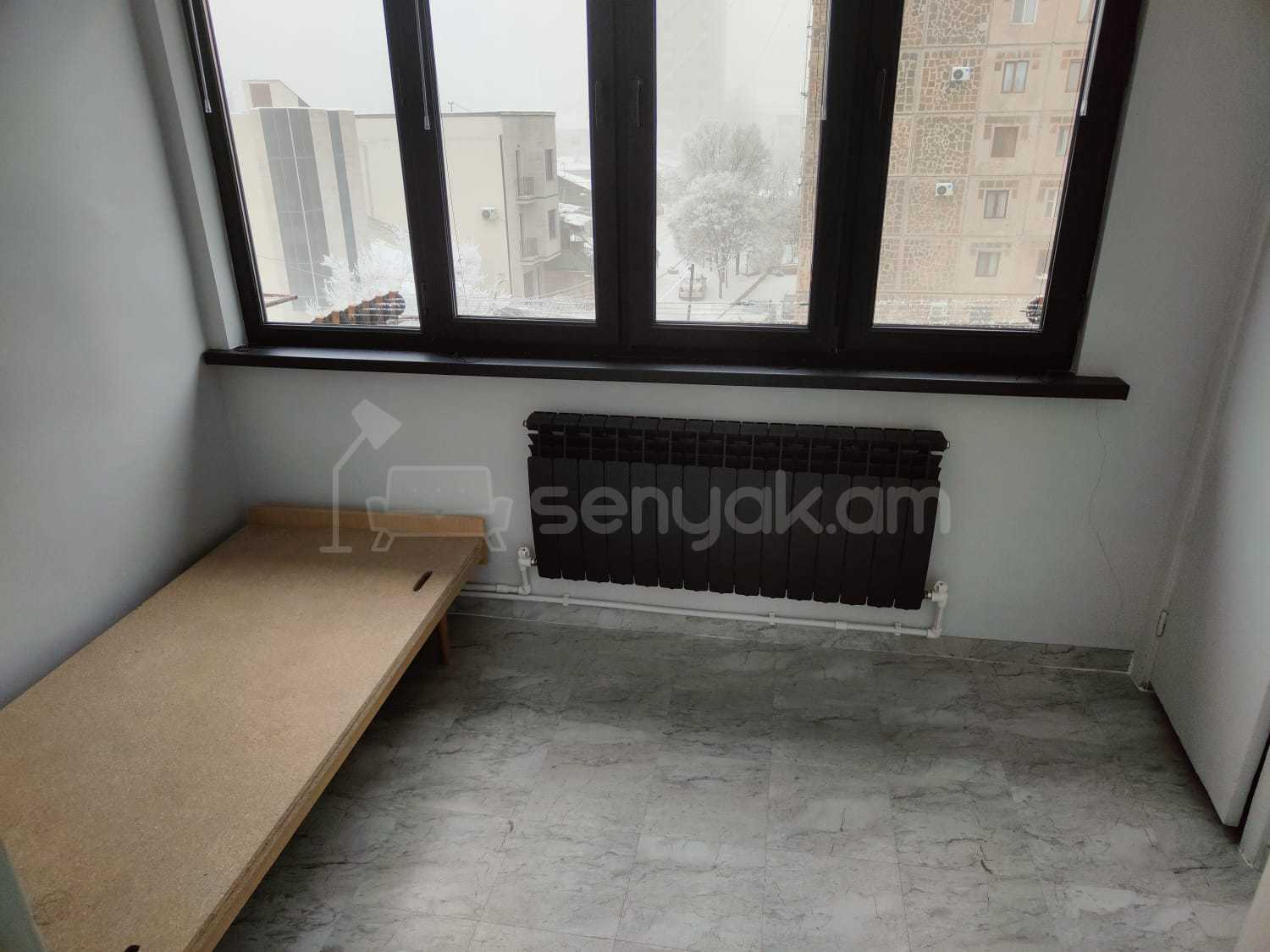 2 Սենյականոց Բնակարան Քարե Շենքում, 55քմ, 5/6 հարկ, Կապիտալ Վերանորոգված, Կահավորված, Արևկող