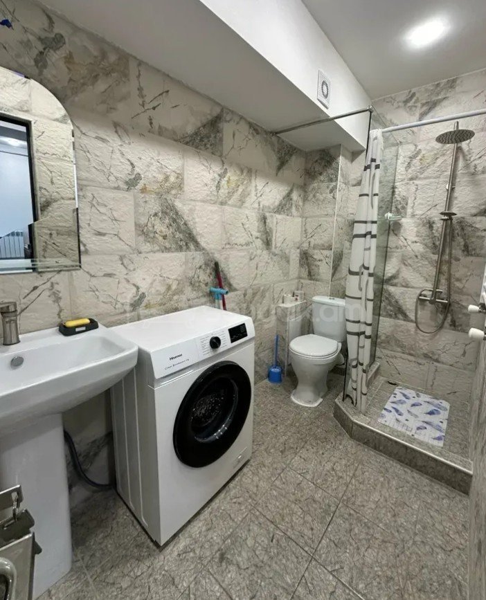 2 Սենյականոց Բնակարան Քարե Շենքում, 55քմ, 7/9 հարկ, Կապիտալ Վերանորոգված, Կահավորված, Արևկող