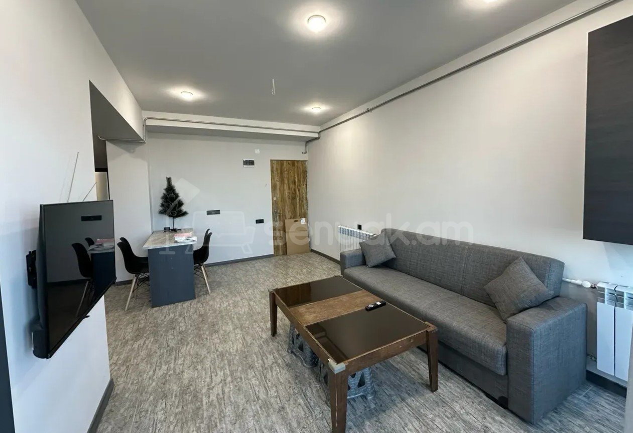 2 Սենյականոց Բնակարան Քարե Շենքում, 55քմ, 7/9 հարկ, Կապիտալ Վերանորոգված, Կահավորված, Արևկող