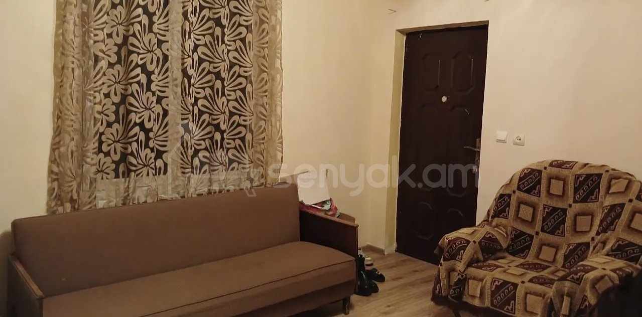 2 Սենյականոց Բնակարան Քարե Շենքում, 55քմ, 1/1 հարկ, Նորմալ Վիճակում, Կահավորված