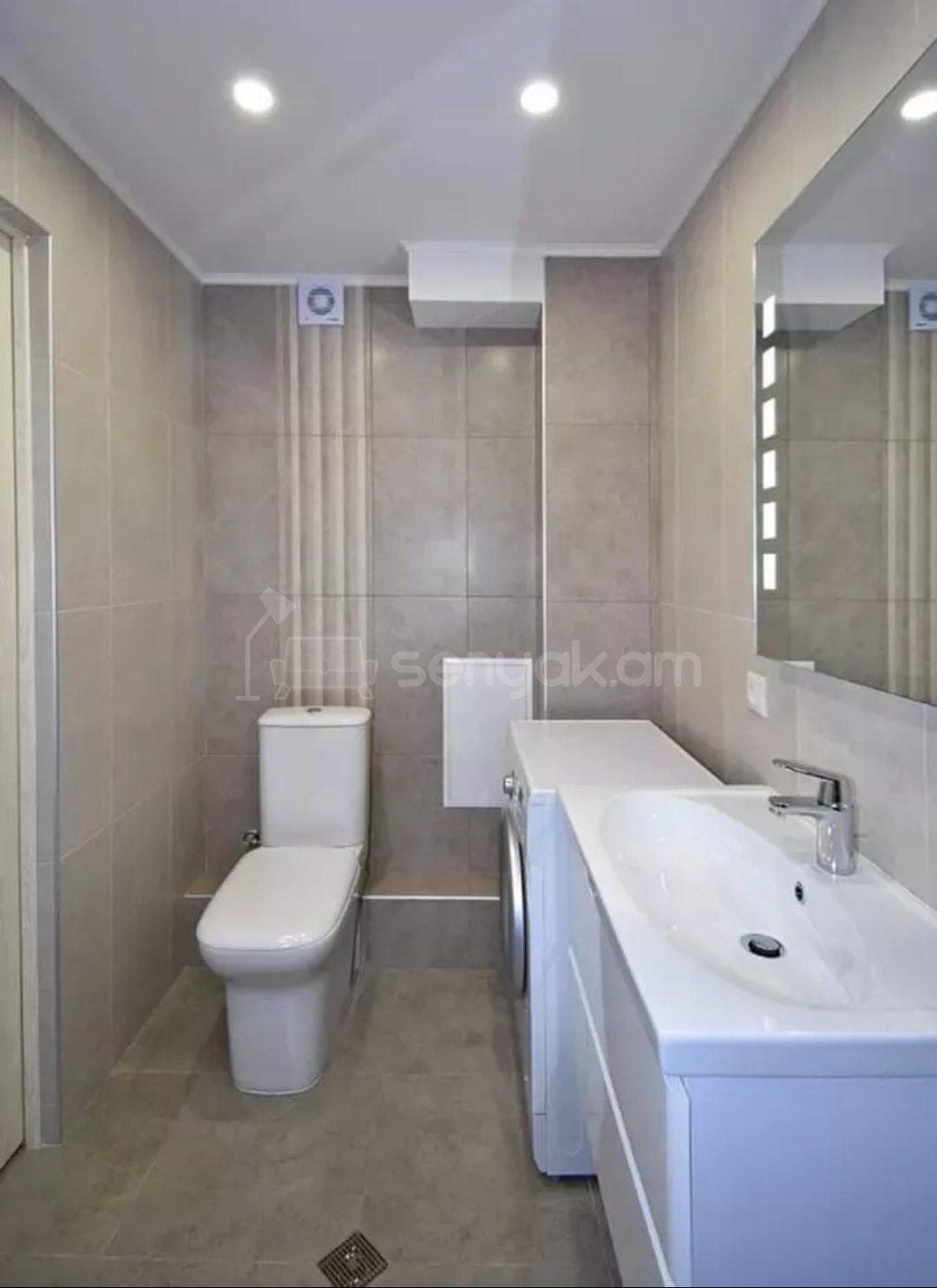 2 Սենյականոց Բնակարան Նորակառույցում, 55քմ, 2/15 հարկ, Դիզայներական Վերանորոգված