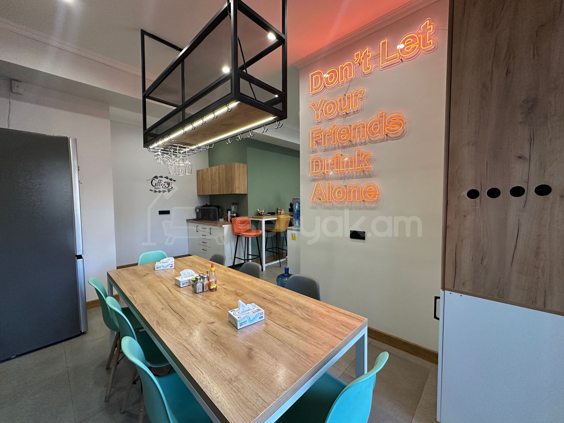 Օֆիսային Տարածք, 200քմ, Կապիտալ Վերանորոգված