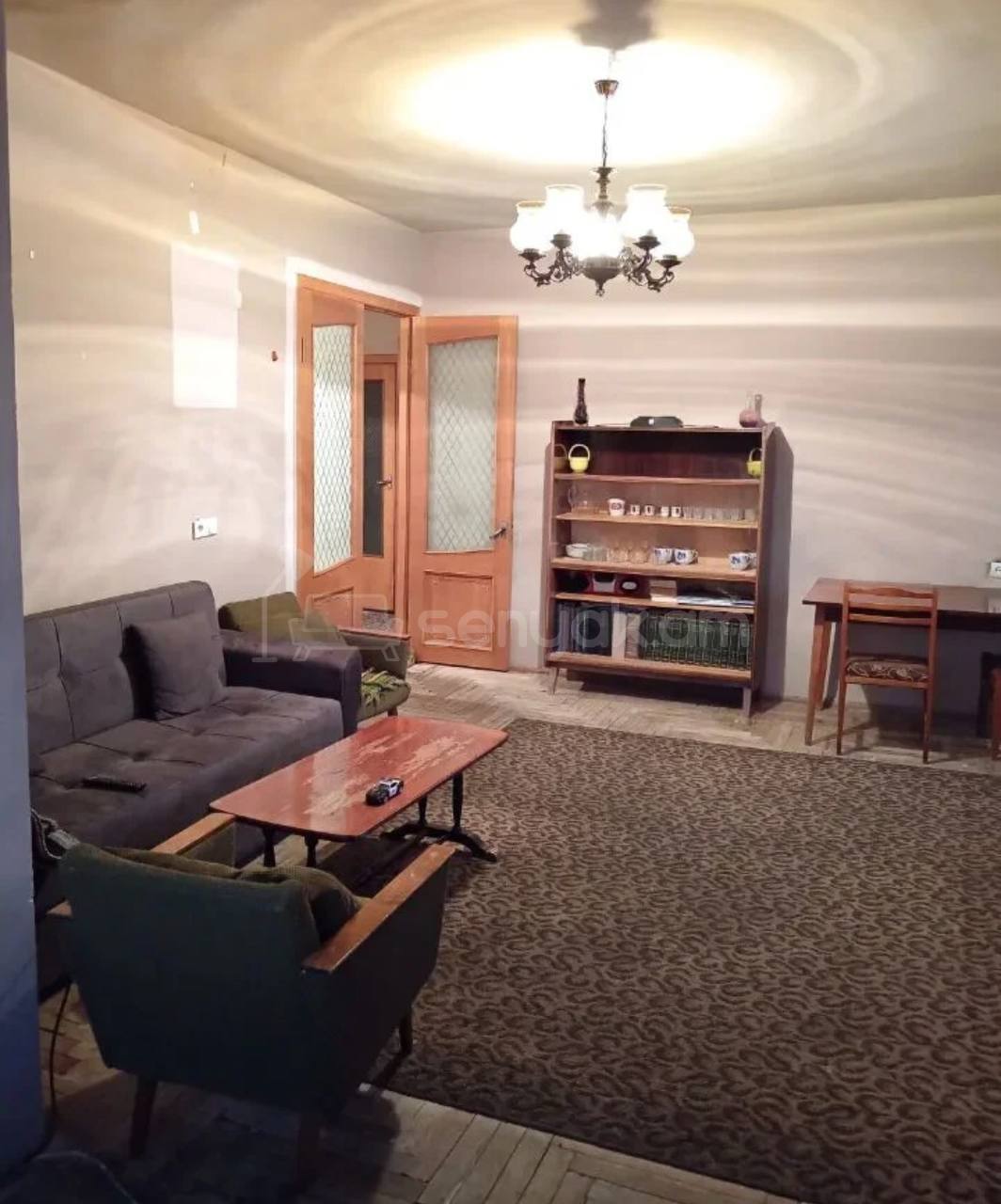 3 Սենյականոց Բնակարան, 64քմ, 5/14 հարկ, Պետական Վիճակում, Կահավորված