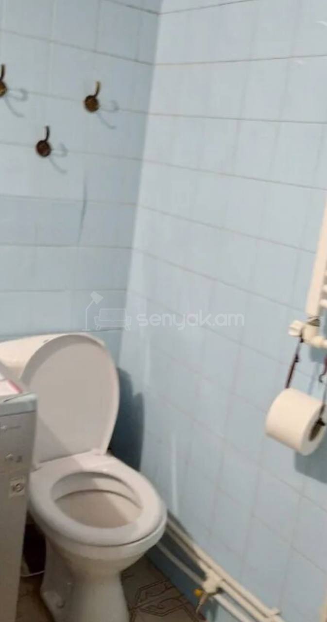 3 Սենյականոց Բնակարան, 64քմ, 5/14 հարկ, Պետական Վիճակում, Կահավորված