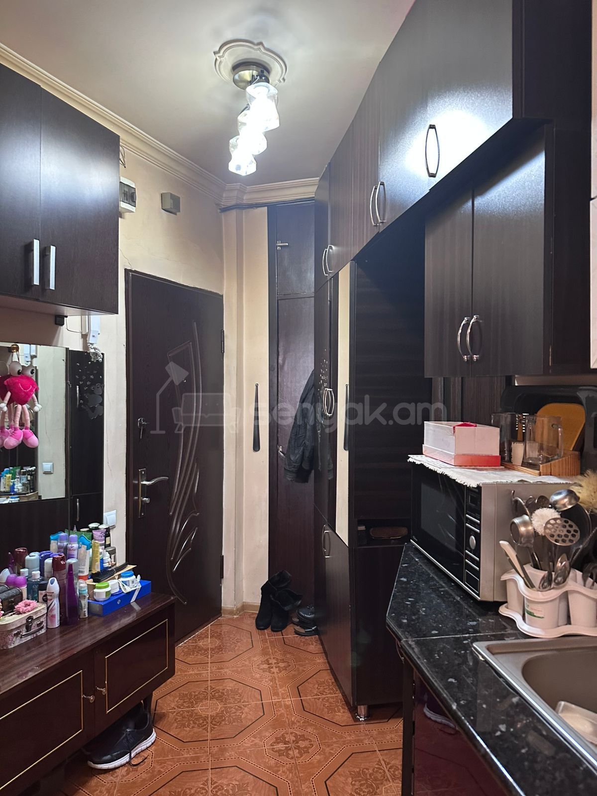 2 Սենյականոց Բնակարան, 41քմ, 5/12 հարկ, Նորմալ Վիճակում