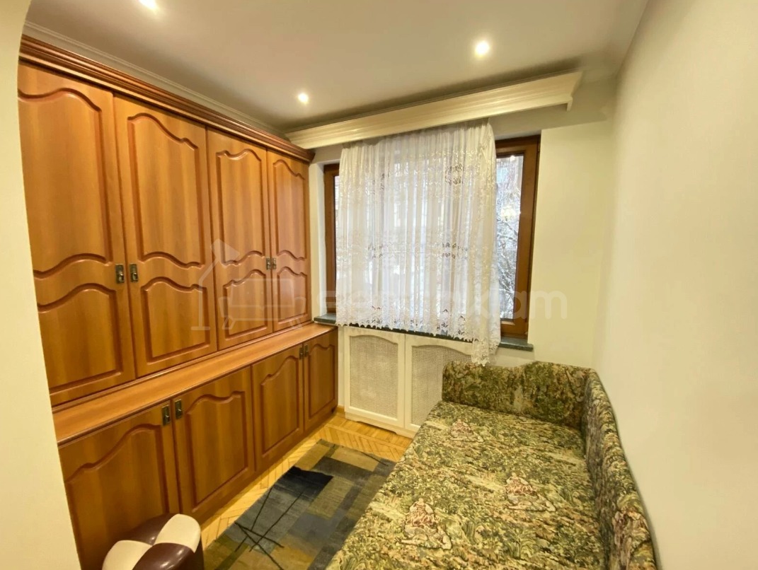 3 Սենյականոց Բնակարան Քարե Շենքում, 78քմ, 2/5 հարկ, Կապիտալ Վերանորոգված, Կահավորված, Արևկող