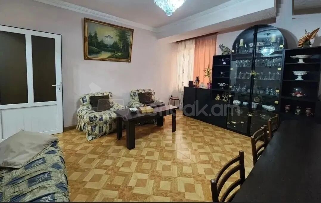 3 Սենյականոց Բնակարան, 67քմ, 2/14 հարկ, Կապիտալ Վերանորոգված