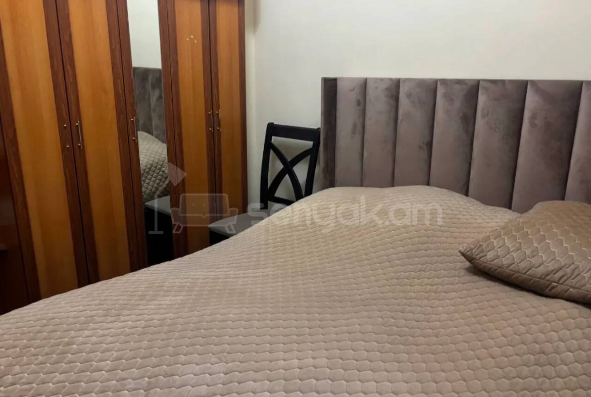 2 Սենյականոց Բնակարան Քարե Շենքում, 45քմ, 3/4 հարկ, Կոսմետիկ Վերանորոգված, Կահավորված, Արևկող