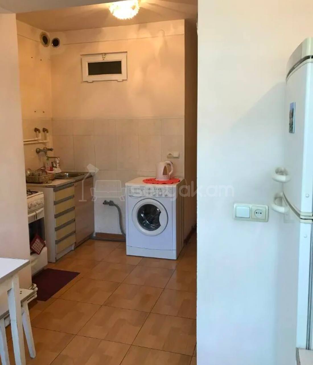 2 Սենյականոց Բնակարան Քարե Շենքում, 60քմ, 1/5 հարկ, Կապիտալ Վերանորոգված, Կահավորված