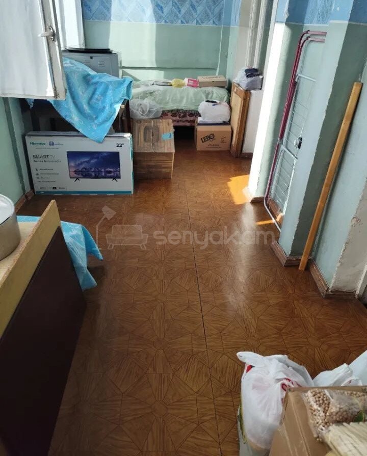 3 Սենյականոց Բնակարան Քարե Շենքում, 76քմ, 5/5 հարկ, Պետական Վիճակում